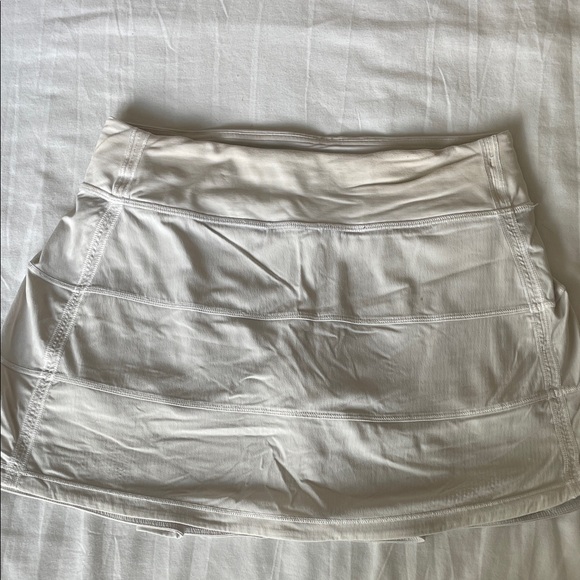 Lululemon Women's White Skirt Skort - Picture 1 of 3